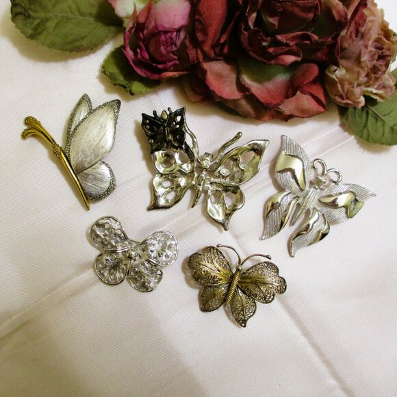 TRIFARI, "LC", Jal Berynes 1998, EMMONS Jewelry - Vintage DESIGNER Butterfly Brooch Lot: Trifari, Liz Claiborne, Emmons